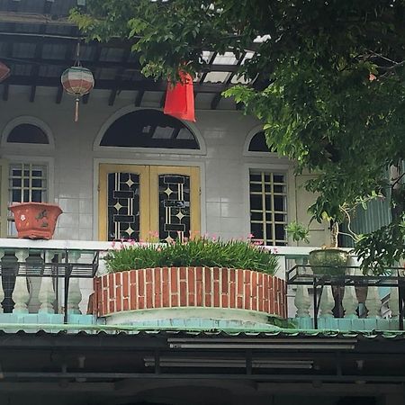 Nha Lan Homestay Хойан Экстерьер фото