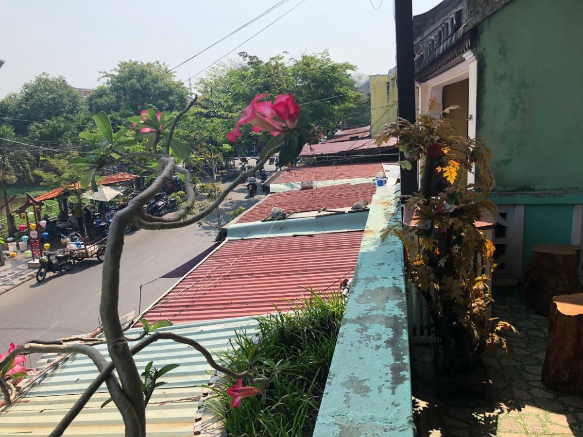 Nha Lan Homestay Хойан Экстерьер фото